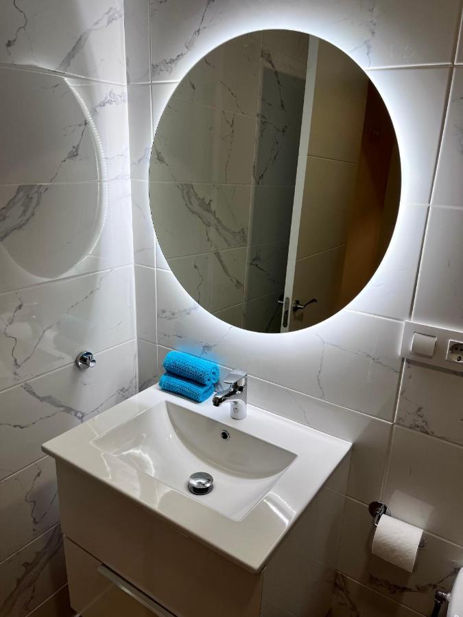 Gatu Premium Villa La Pepa, Preferente Mayores De 25 Anos Y Familias 카디스 외부 사진